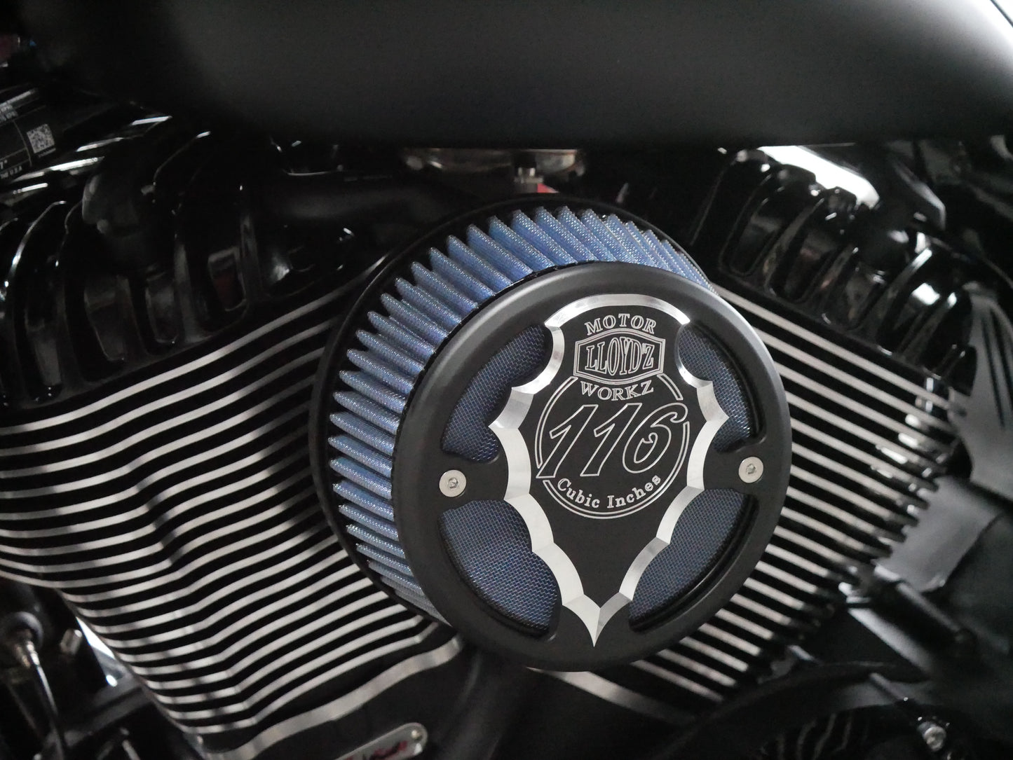 Lloyd’z Indian Round Facet-Cut Airbox with Vented Cover